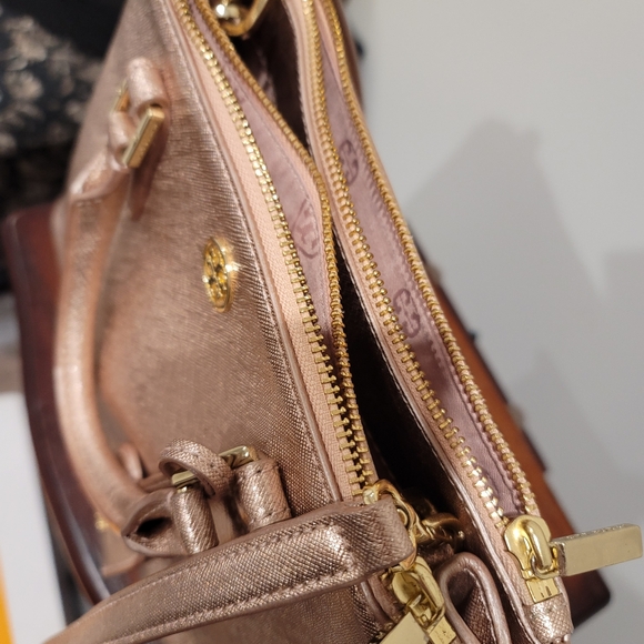 Tory Burch Crossbody - Picture 4 of 4